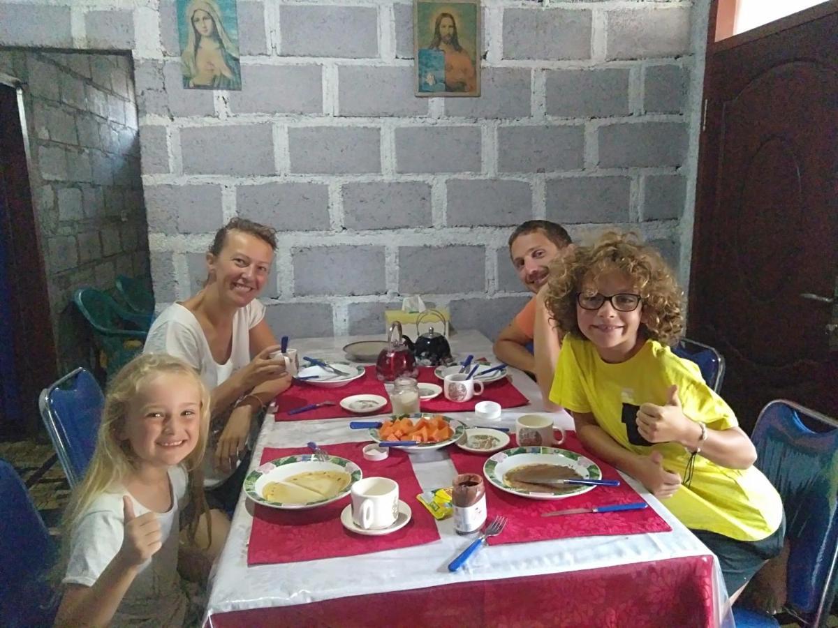 Arnolds Familly Homestay Bajawa 外观 照片