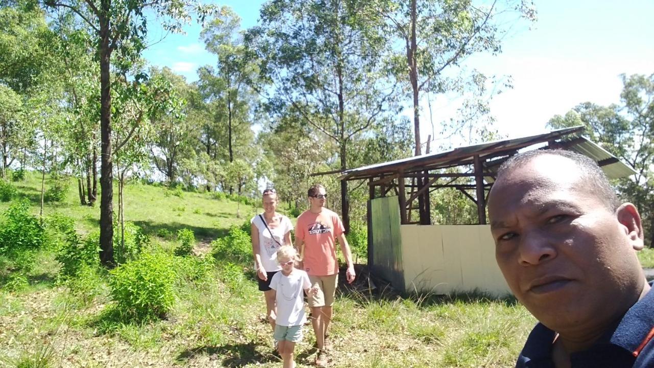 Arnolds Familly Homestay Bajawa 外观 照片