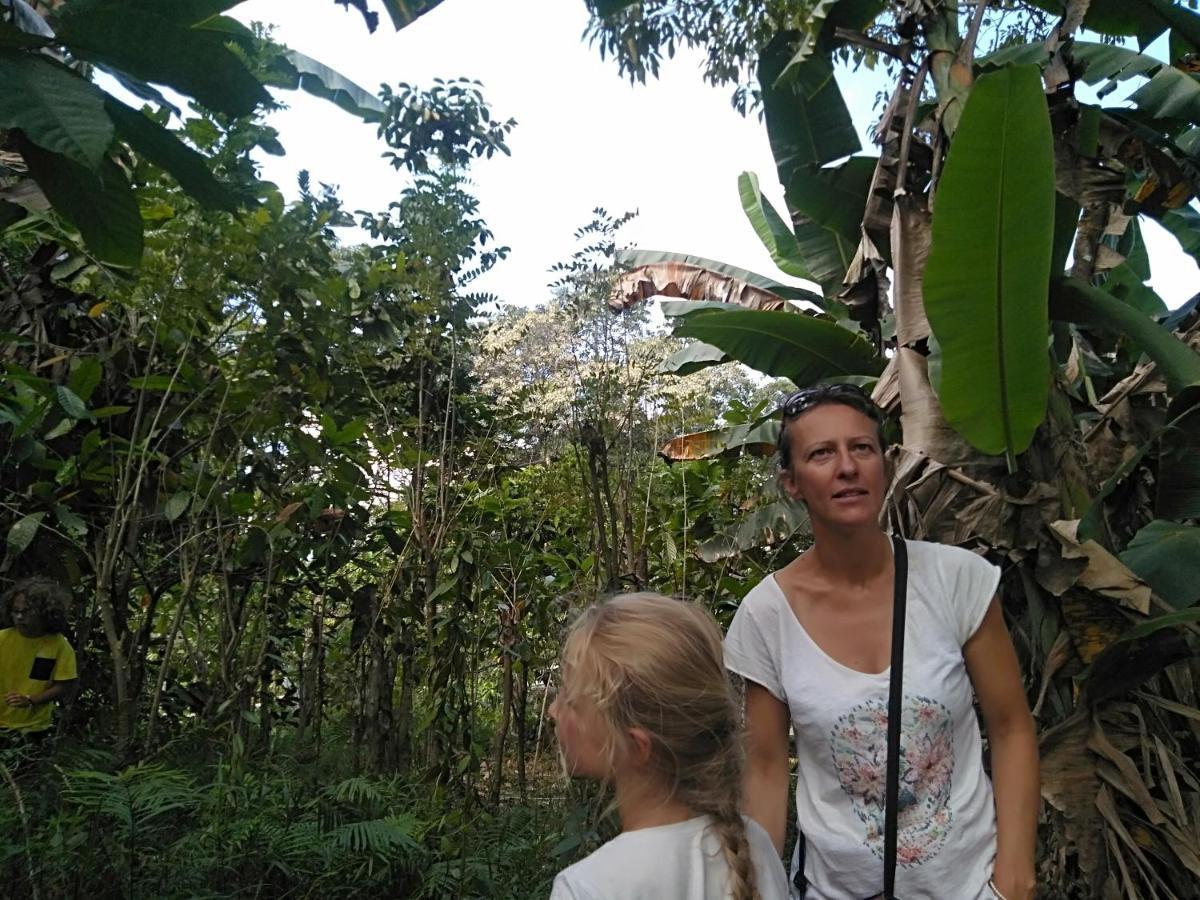 Arnolds Familly Homestay Bajawa 外观 照片