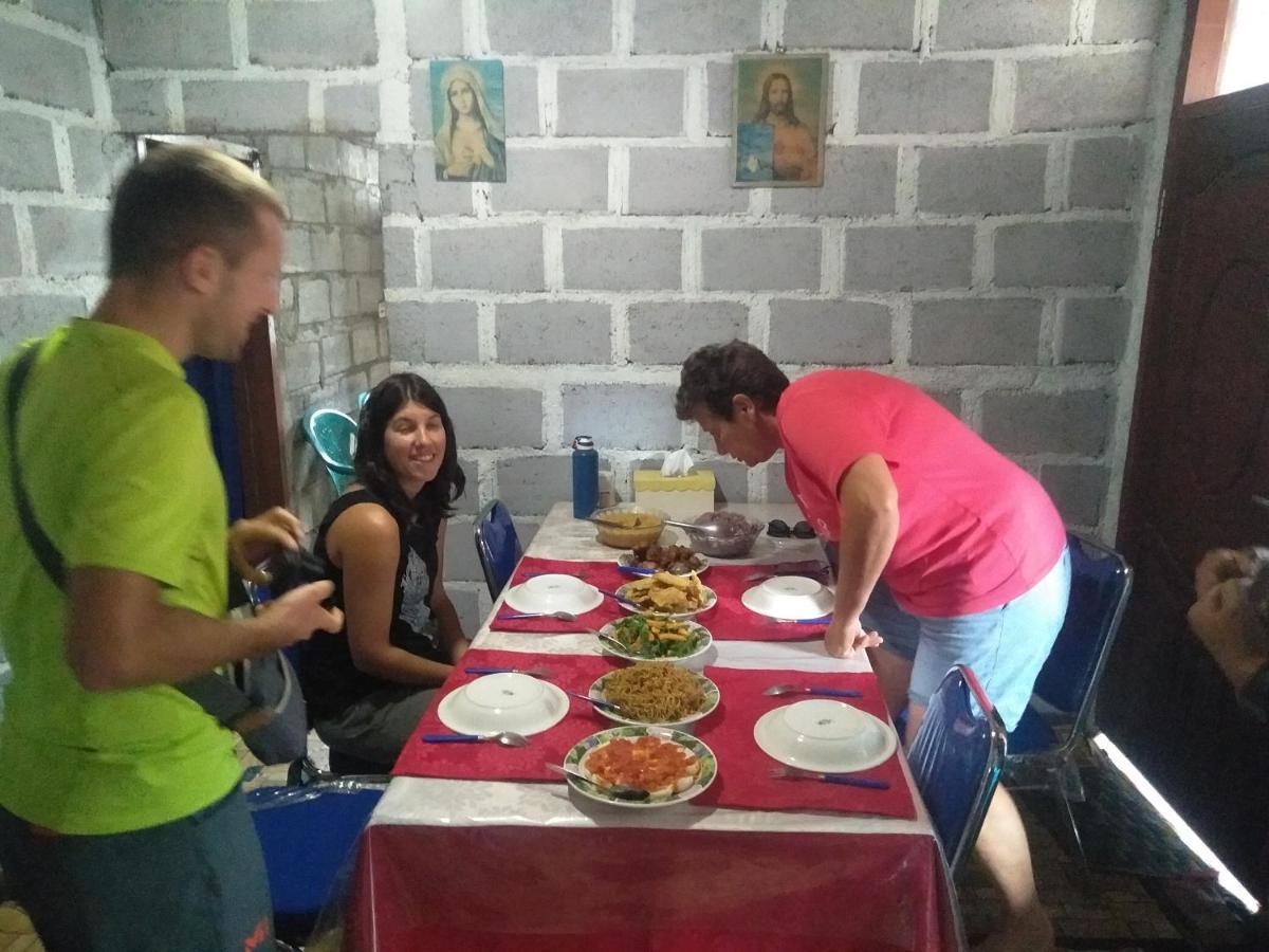 Arnolds Familly Homestay Bajawa 外观 照片