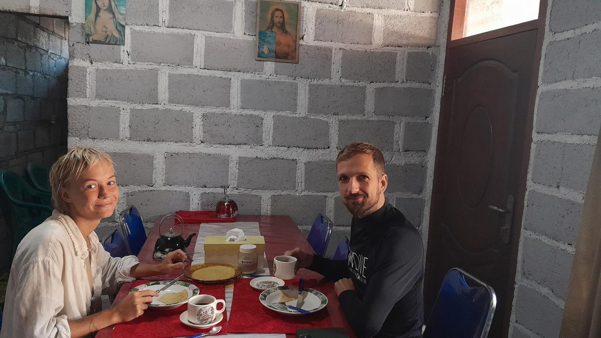 Arnolds Familly Homestay Bajawa 外观 照片